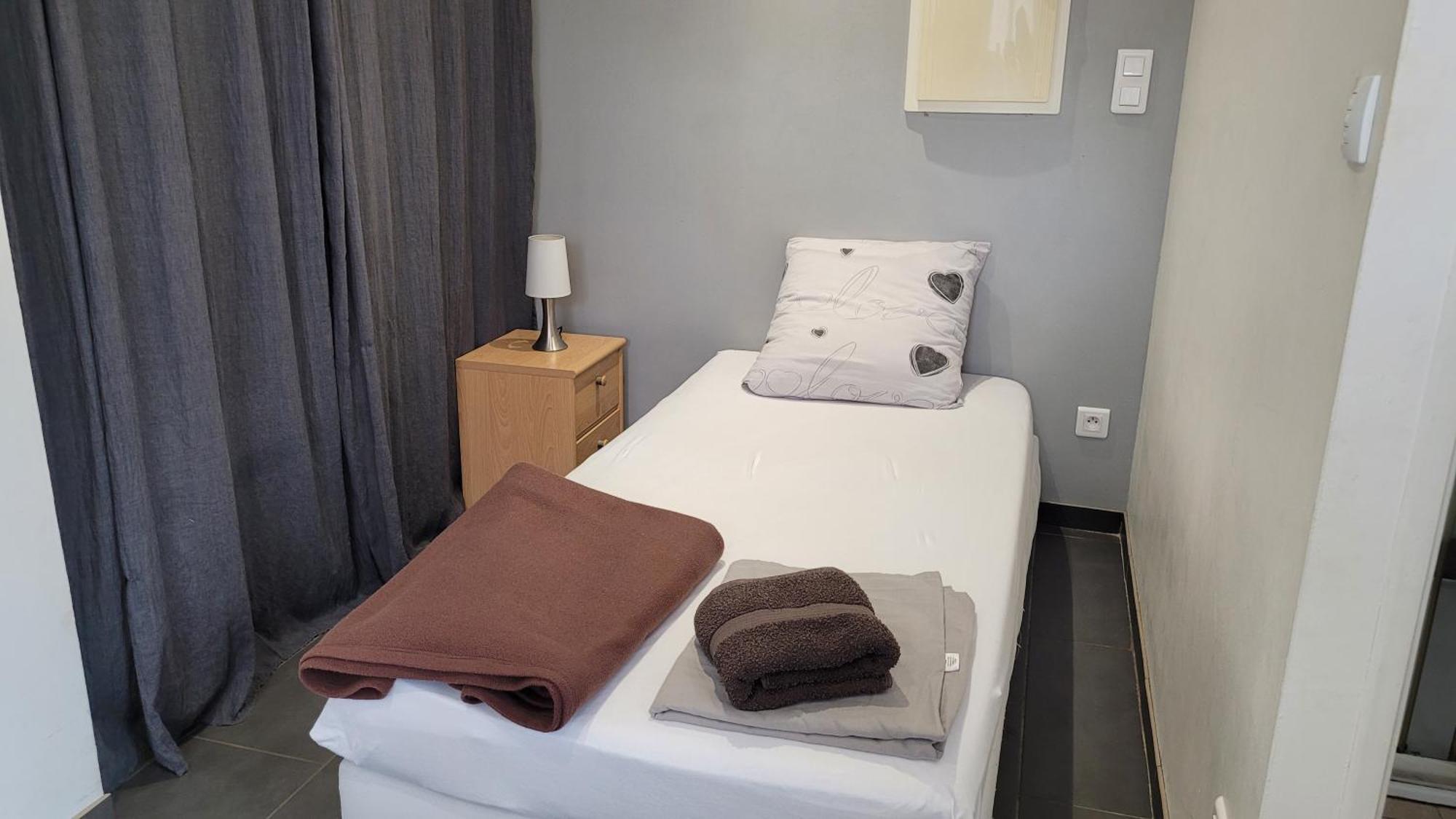 Joli Studio 1 Personne, Avec Terrasse Тарб Екстер'єр фото